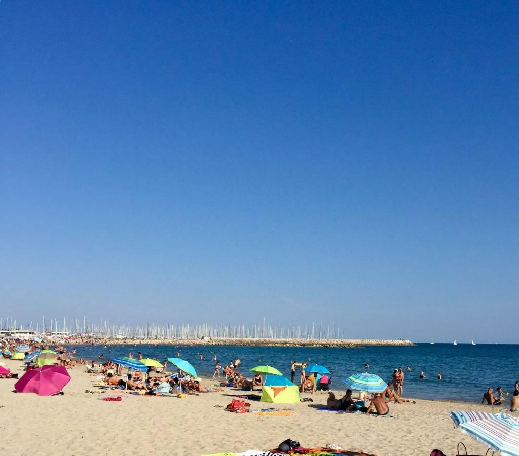 Meuble De Tourisme Classe, Climatisation, Pieds Dans L'Eau Palavas-les-Flots Exterior photo